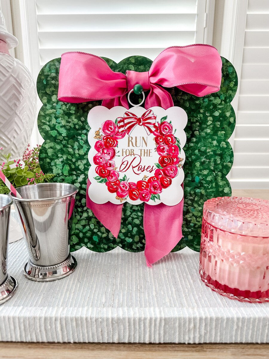 6" x 7" flat metal scalloped Round Top Collection hanger, wreath of roses "run for the roses" derby , use with Round Top base