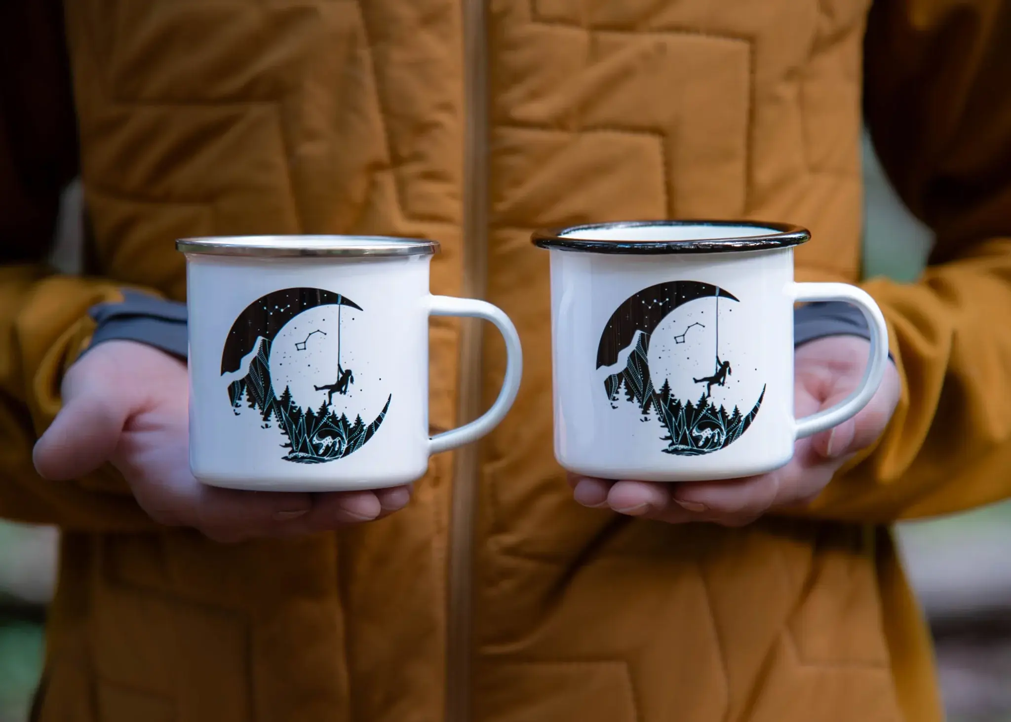 Campingbecher *Moon and Climber* (Rand schwarz)