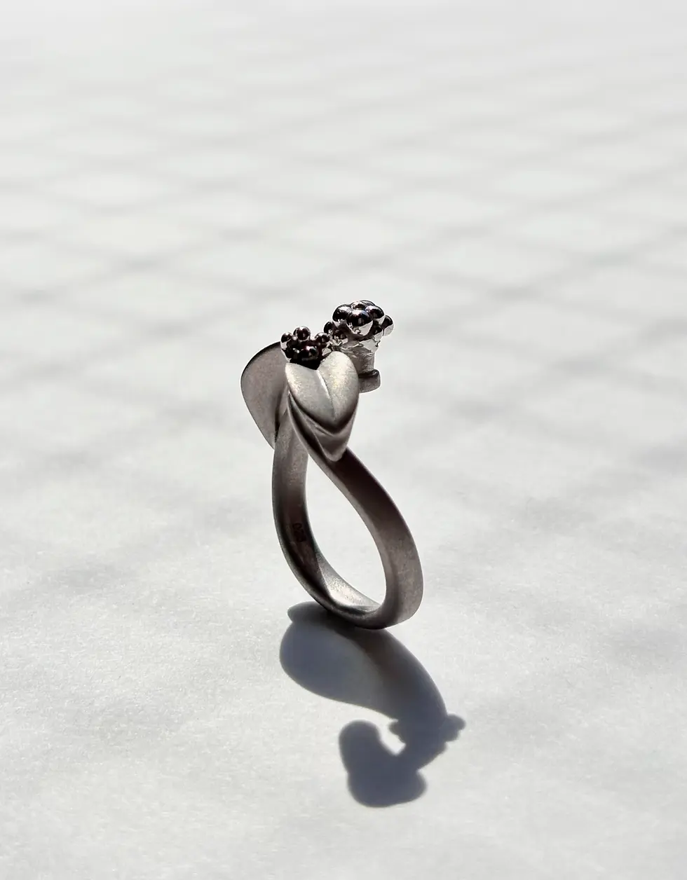 Morinda ring_top_s.webp