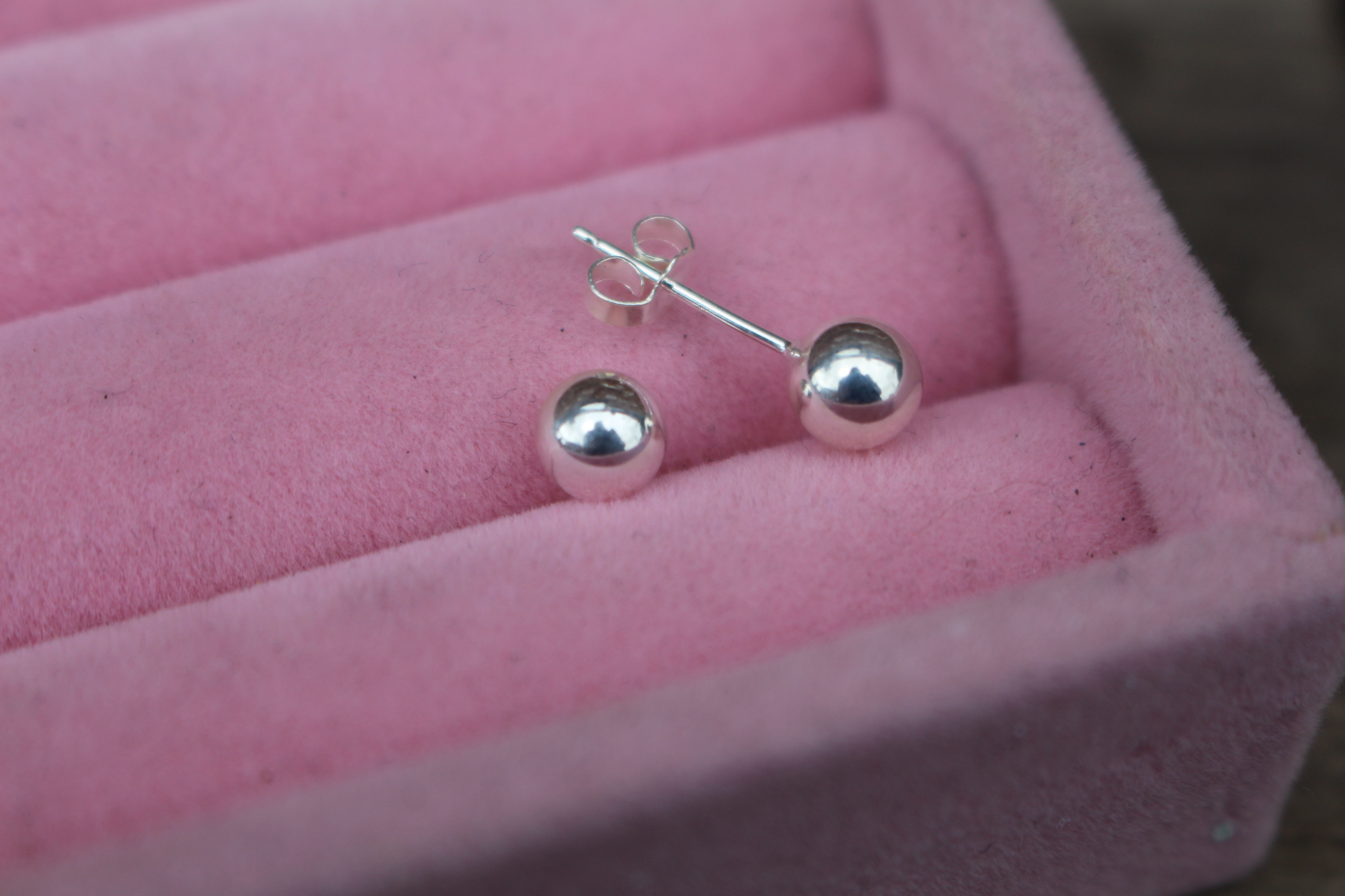 Simple Ball Studs