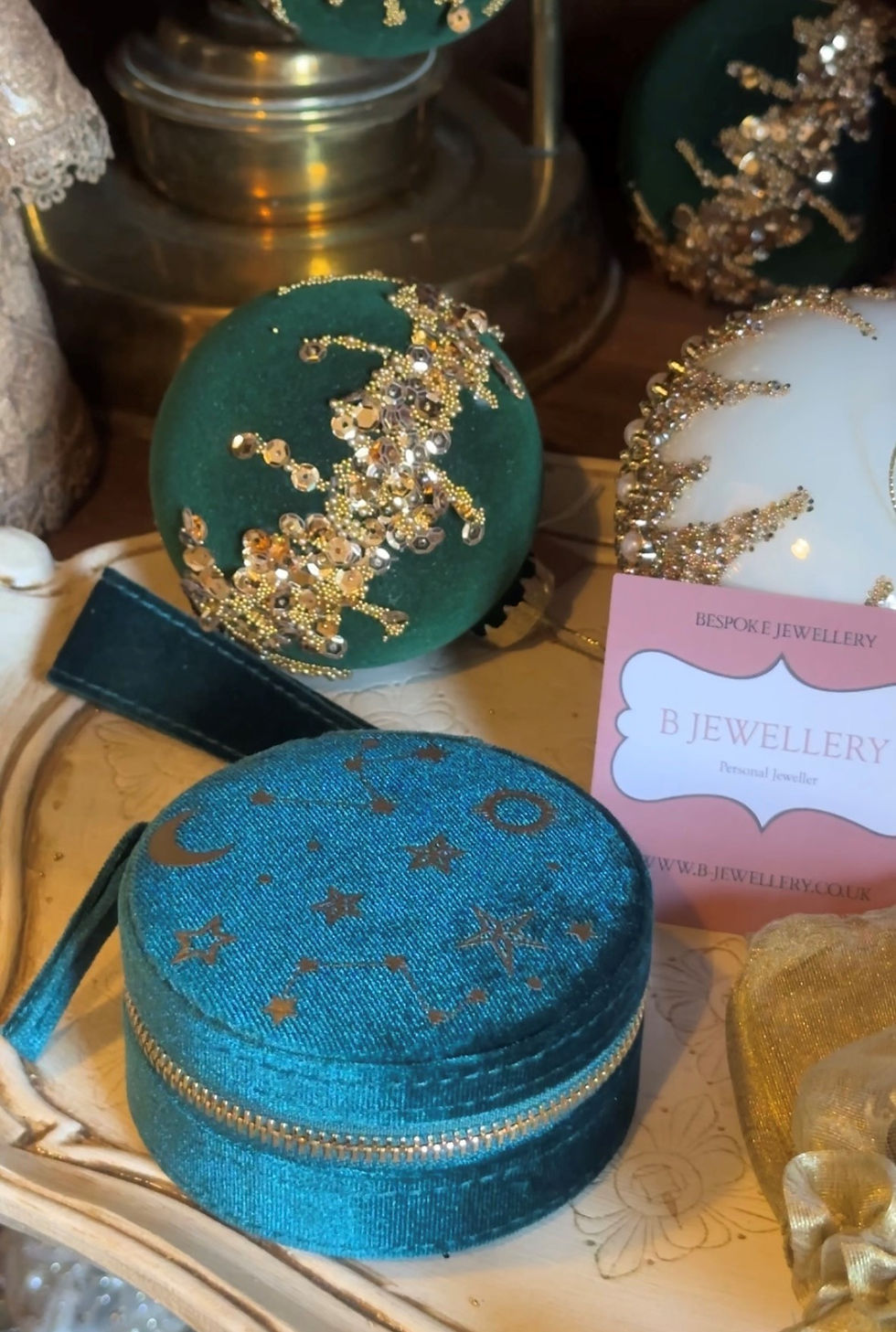 Thumbnail: Moon Xmas Gift Box