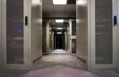 data-centre-server-farm-flooring-plastic