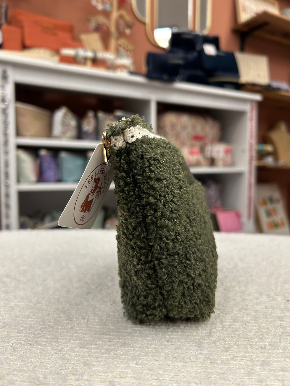 Miniature : Pochette dentelle moumoute • La p’tite Cachottière 