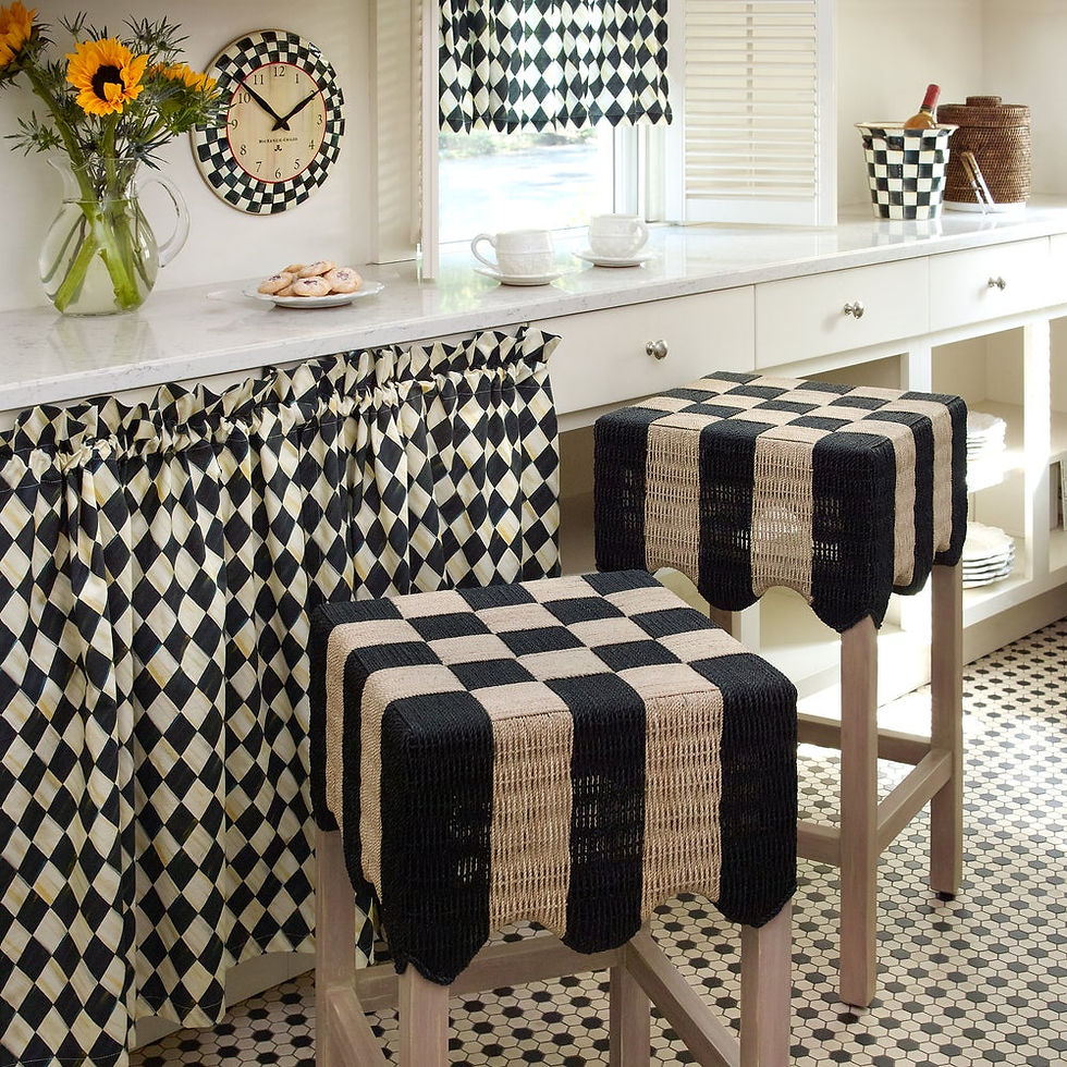 Thumbnail: Courtly Check Wall Clock