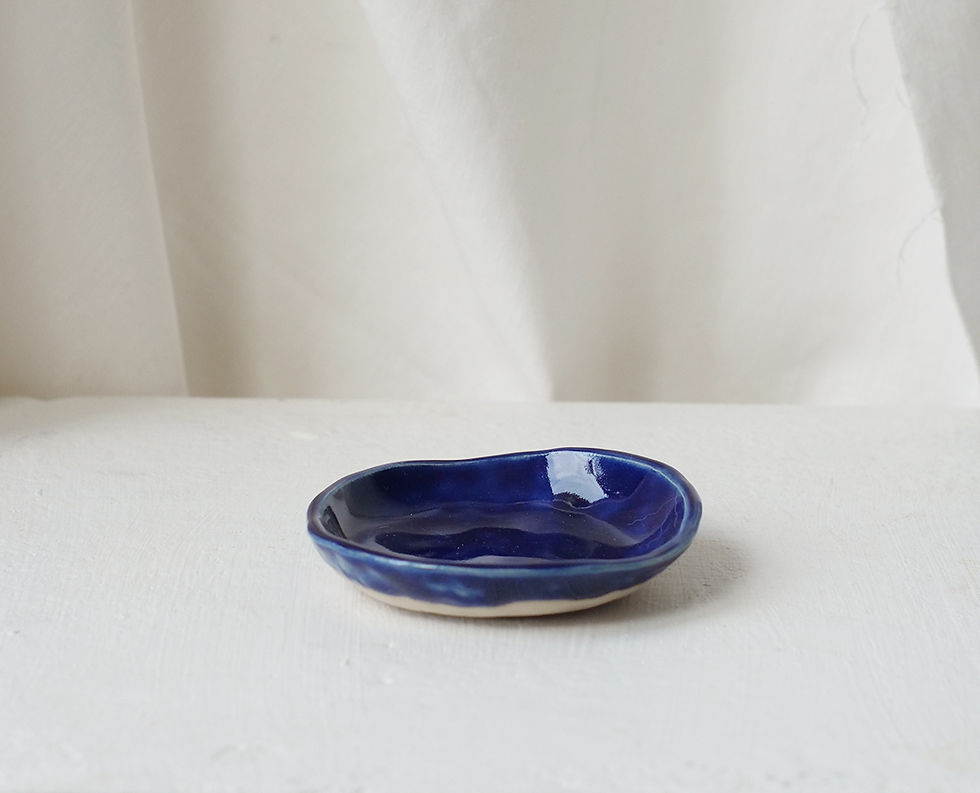 Thumbnail: Deep blue teabag holder