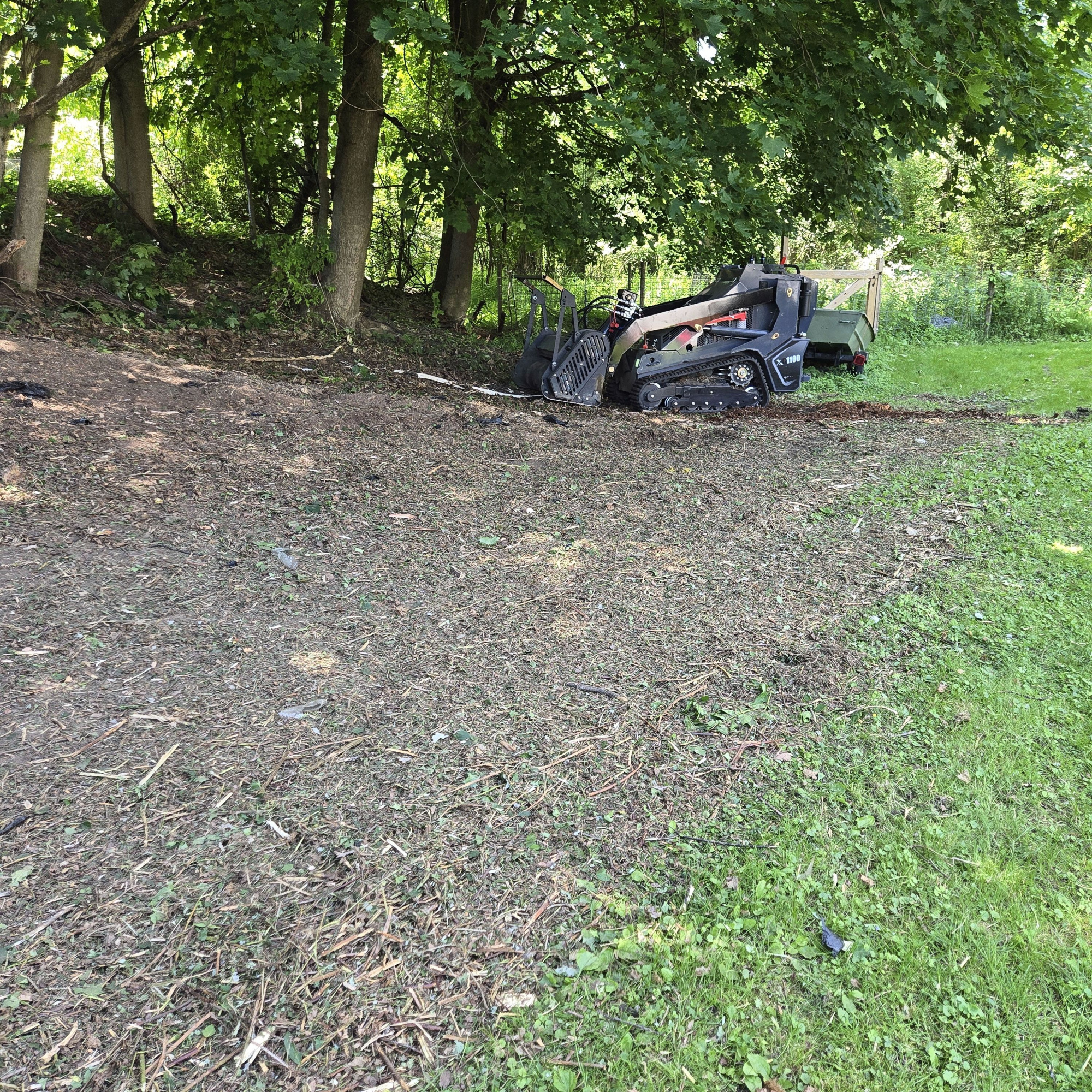 Compaction Equipment Hydraulic Service — Emergency Field Repair and Fast Return to Service