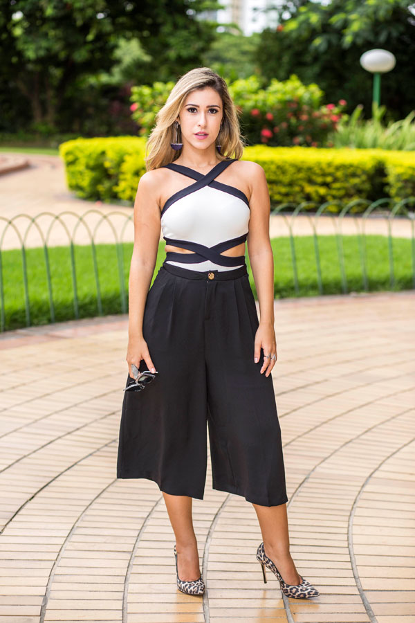calça pantalona meia perna
