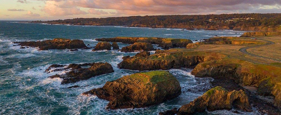 Mendocino's coast line. Idilic place.