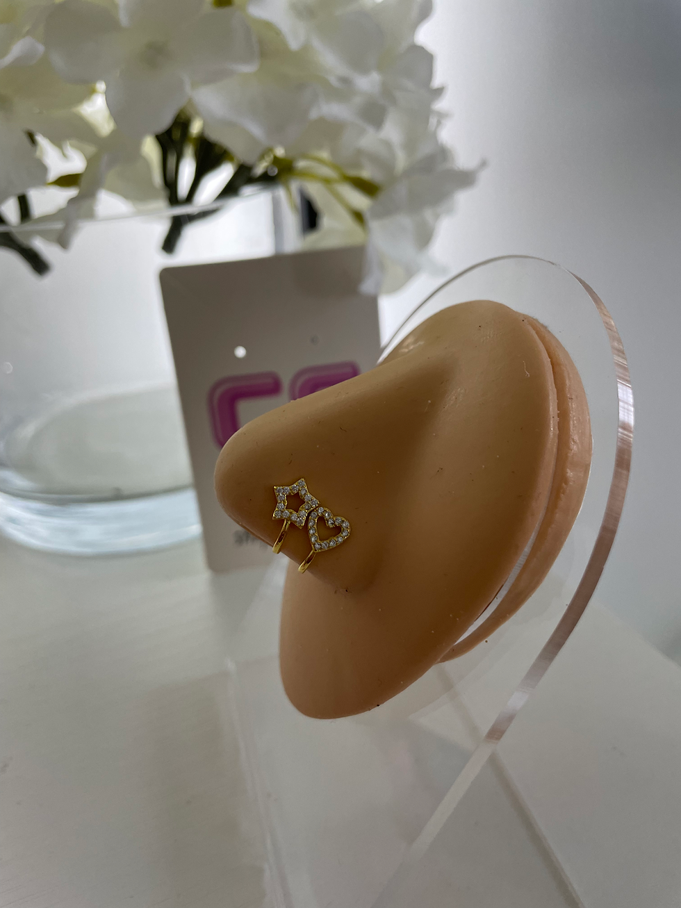 Thumbnail: Nose Cuffs 