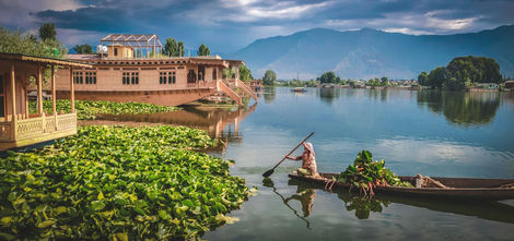 Houseboats in Dal lake