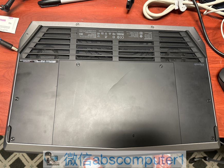 縮圖：Alienware 15 R2 i7-6700HQ GTX 980M 16GB RAM 256GB NVMe + 1TB HDD Gaming Laptop  
