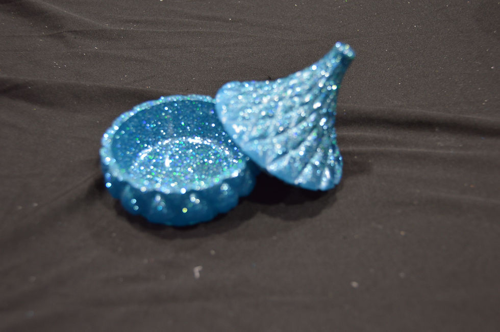 Thumbnail: Small Bowl with Lid