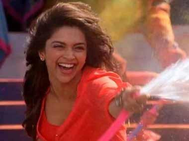 From lehenga to shorts: How Bollywood heroines changed their Holi style