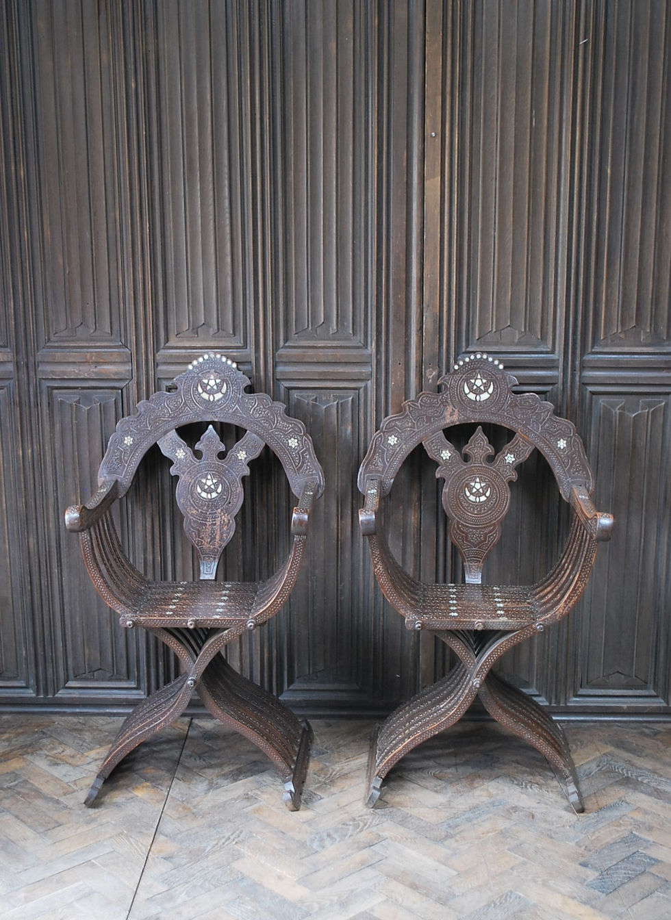 Thumbnail: Pair of Savonarola Chairs