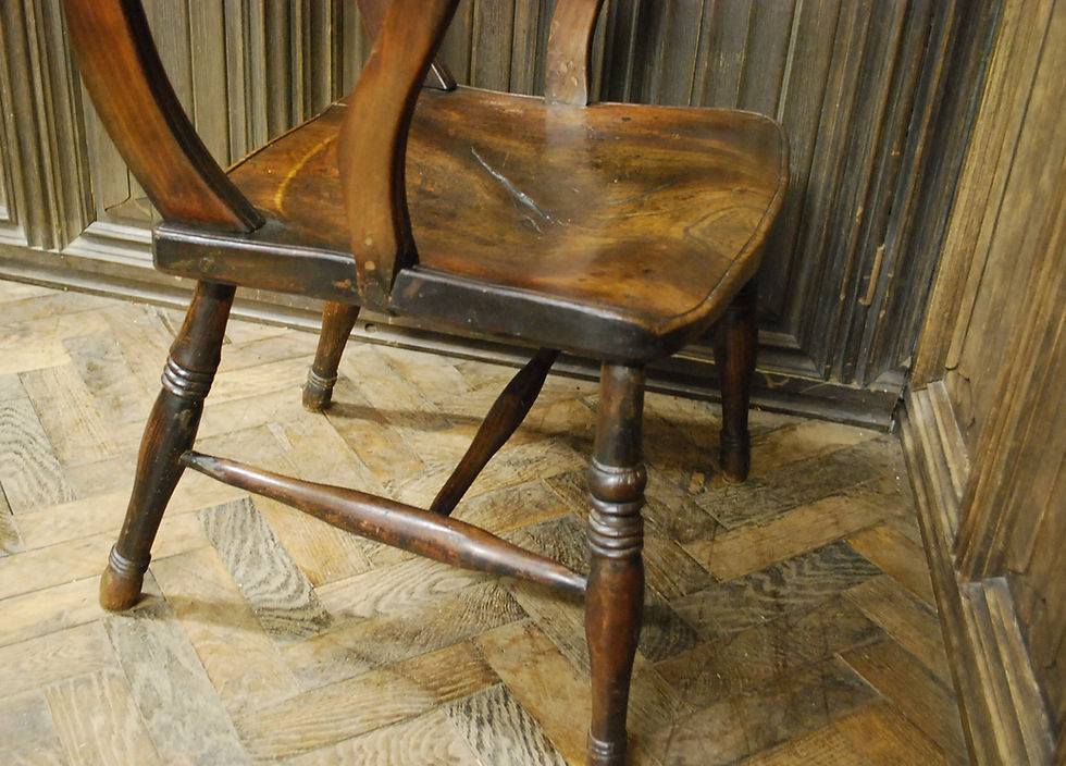 Thumbnail: Antique Windsor armchair