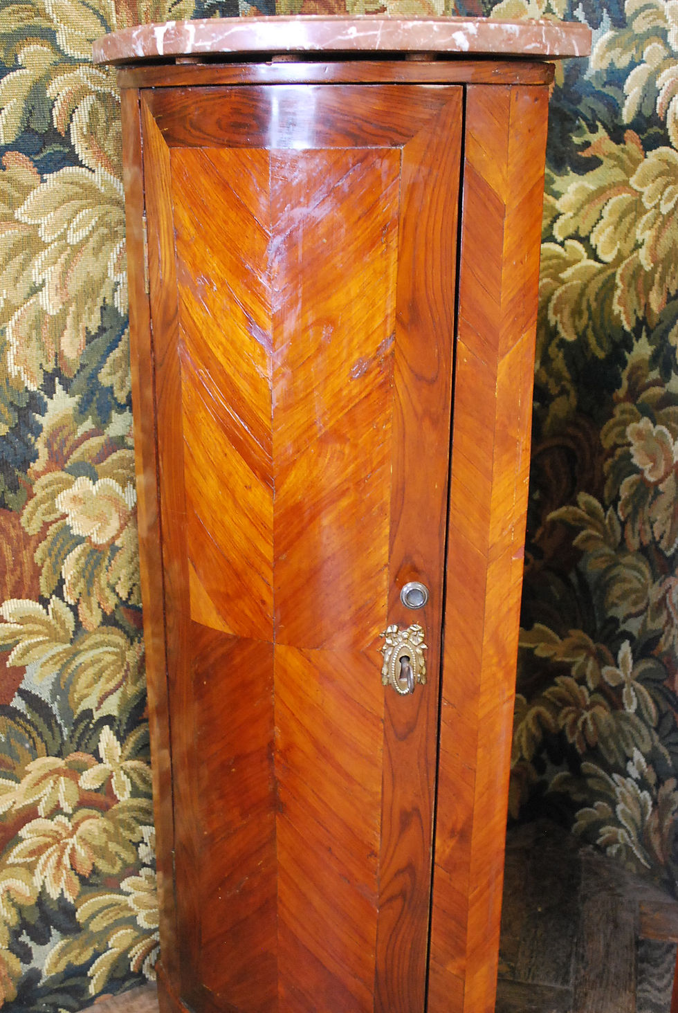Thumbnail: Corner bedside cabinets