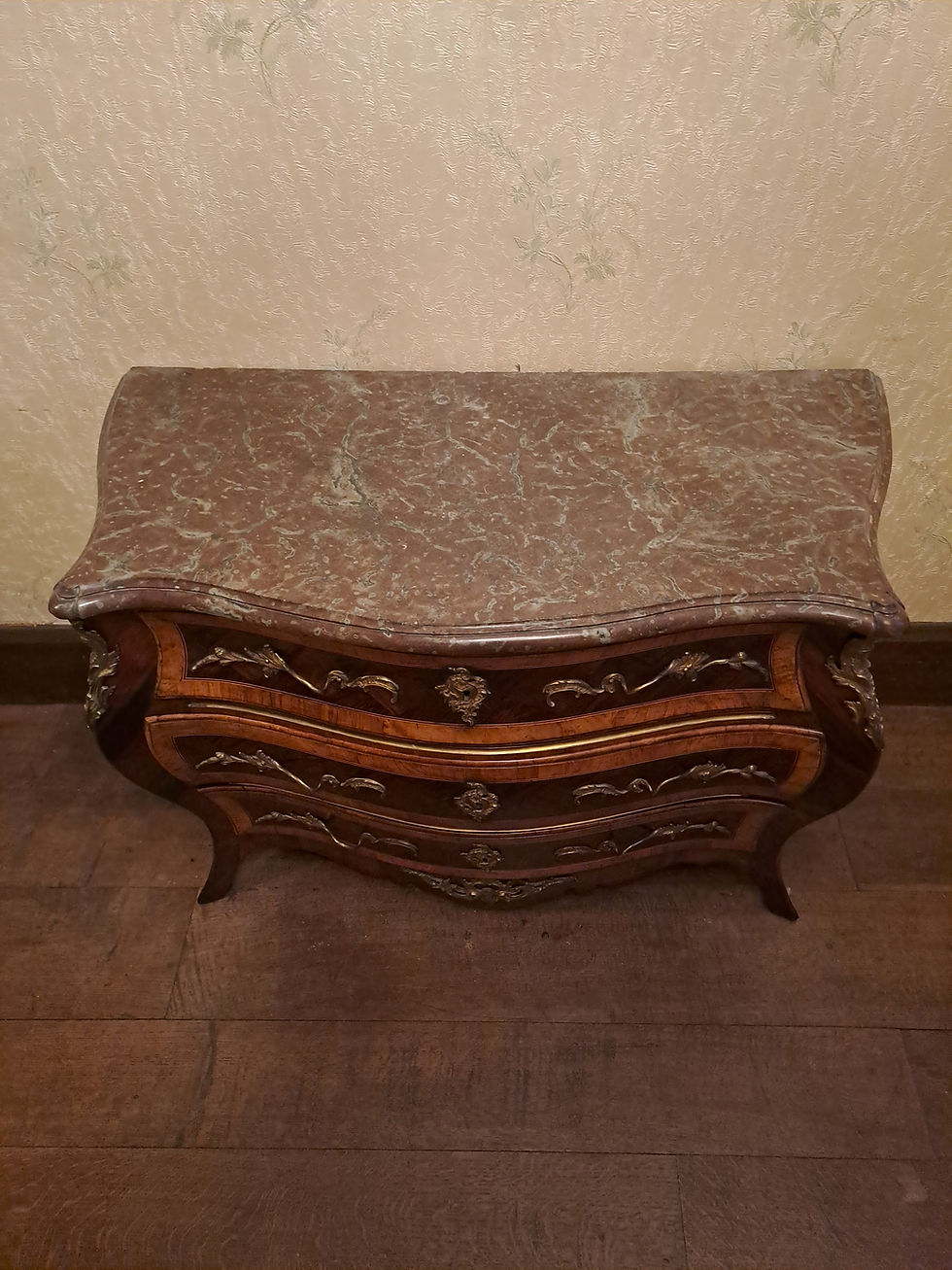 Thumbnail: French Louis IV Bombe commode /chest of drawers