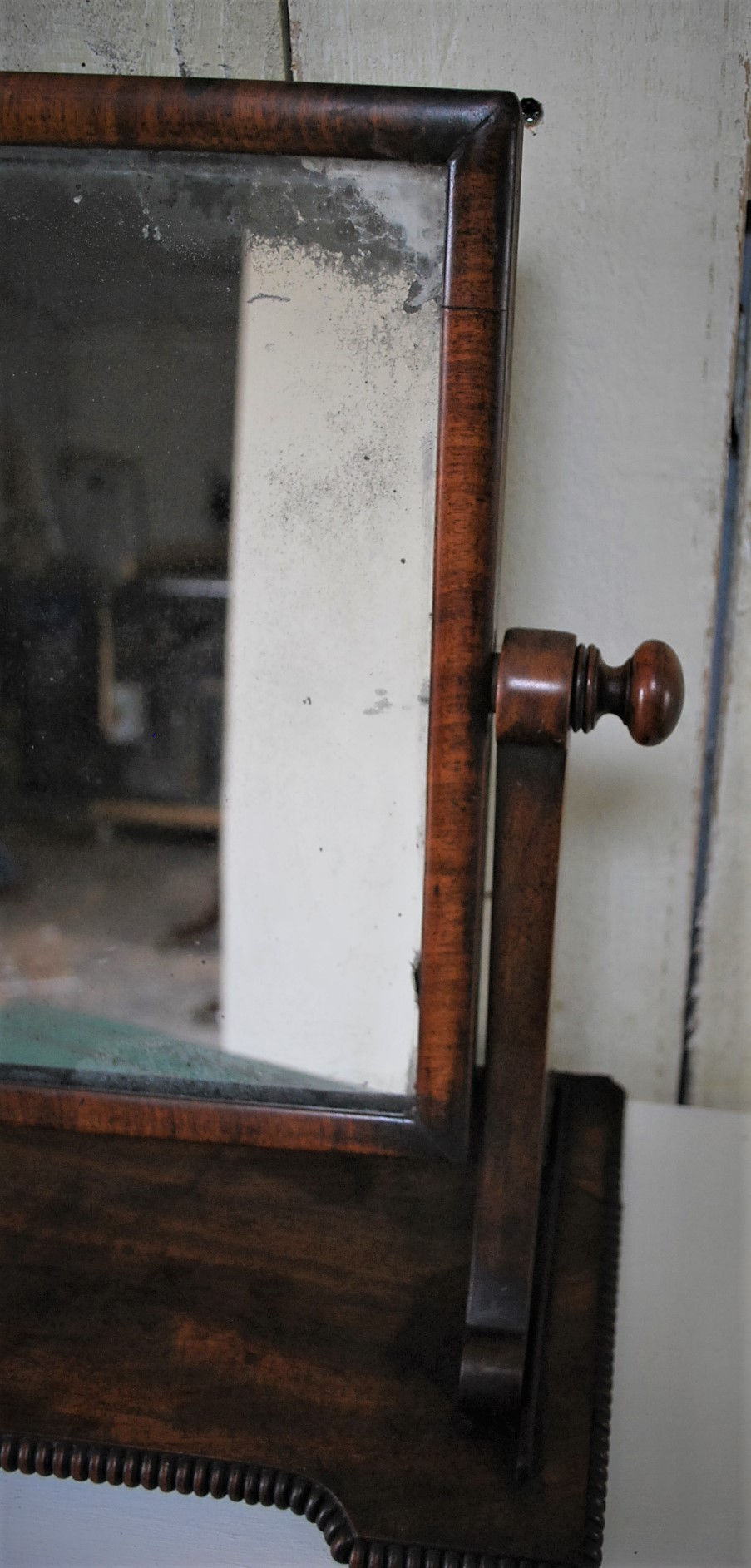 Thumbnail: Antique Mahogany Gillows Toilet Mirror