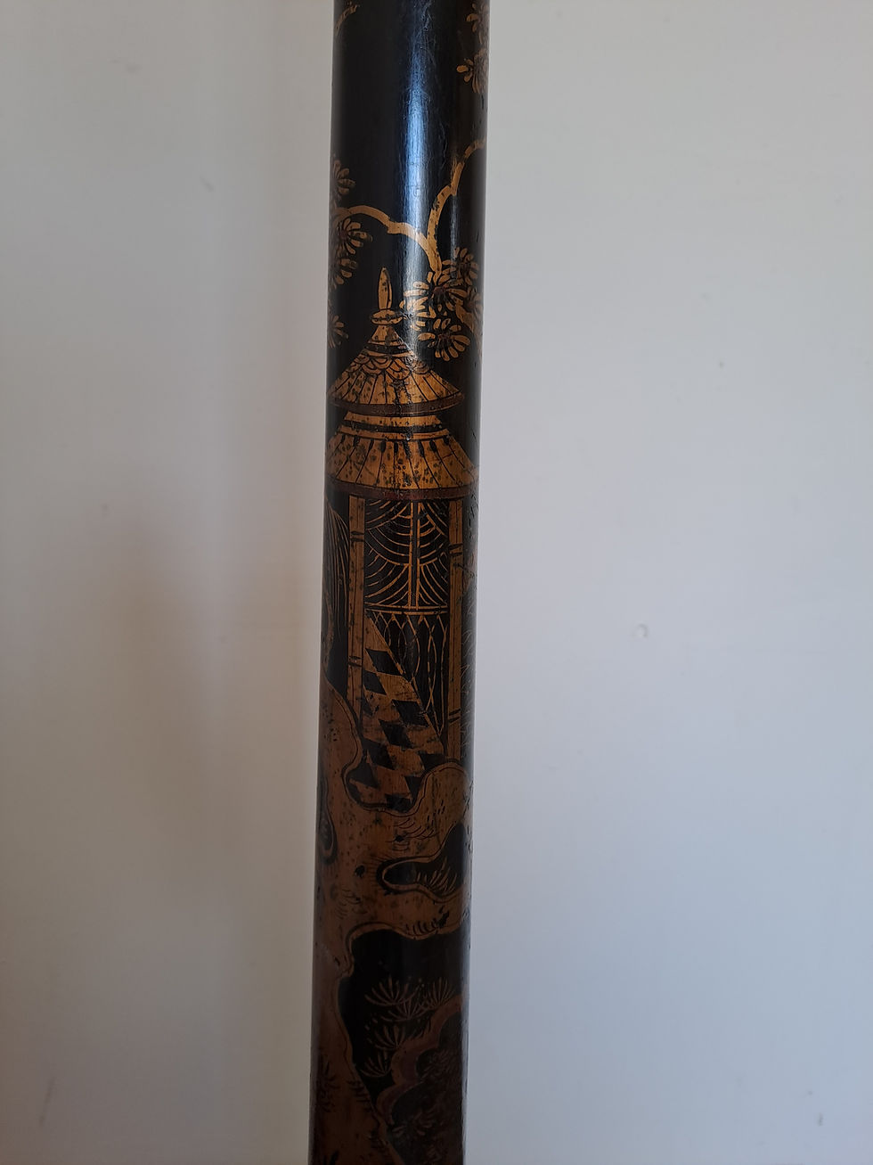 Thumbnail: Chinoiserie standard lamp