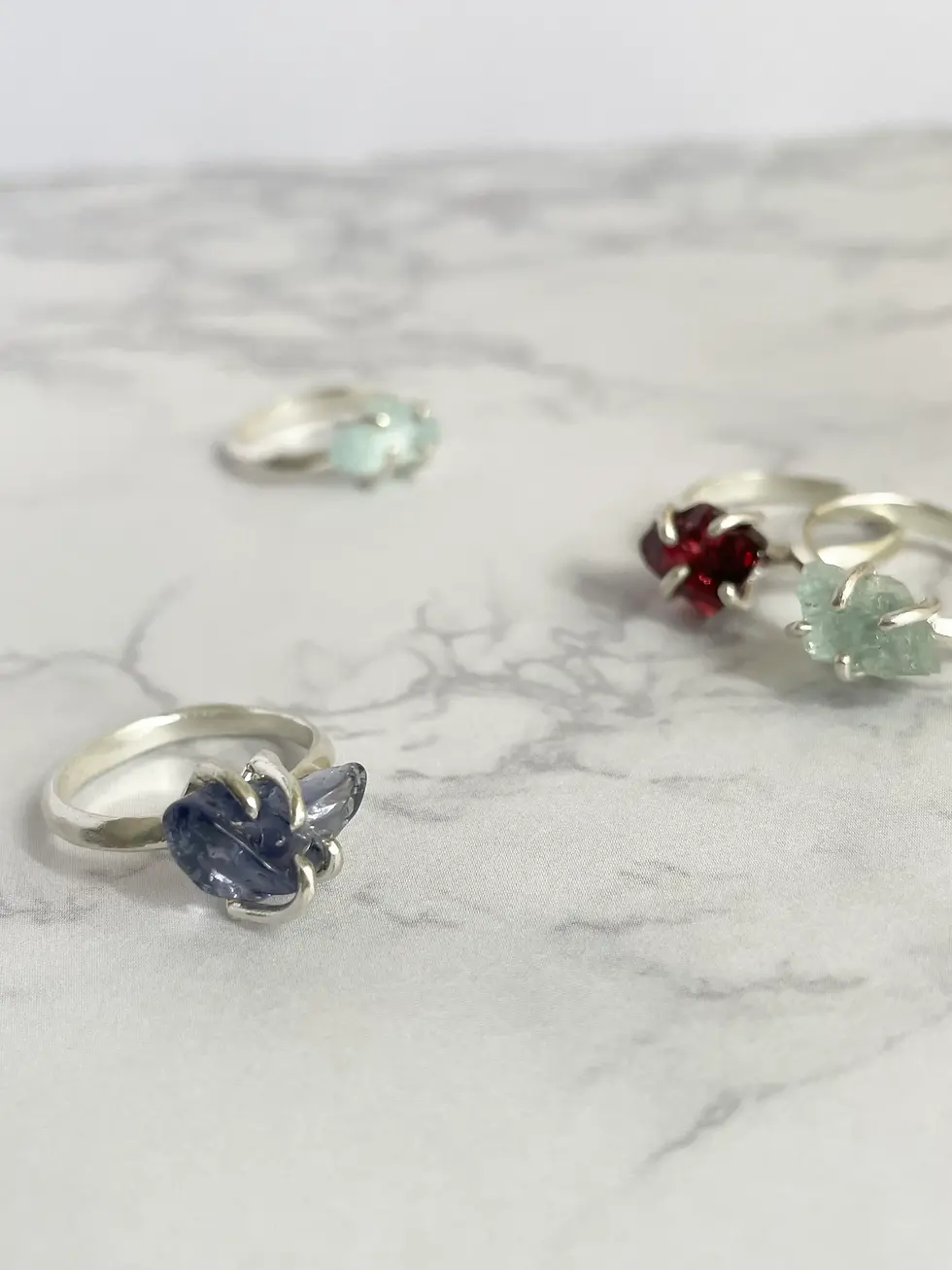 サムネイル： R-04 ／ gemstone ring