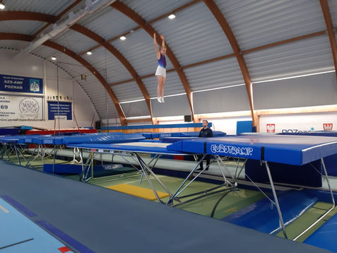 UKS AS Zielona Góra Mikolajki Poznań 2021 trampolina akrobatyka gimnastyka 2_111.jpg