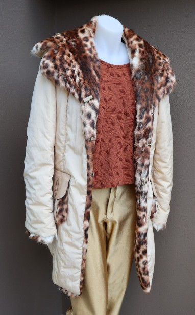 Archival Ermanno Scervino fur trimmed jacket sz 10. 