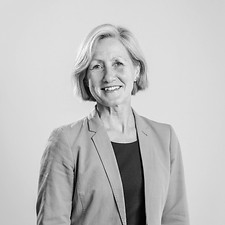 Karine Hertzberg photo_edited.jpg
