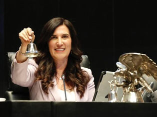 Kenia López pide claridad sobre retiro de visa a Andrés López Beltrán