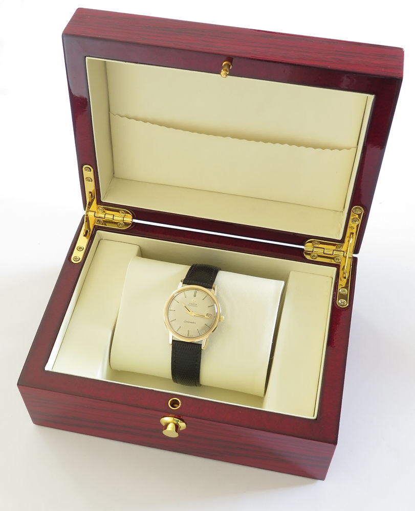 Thumbnail: Heavy solid 9ct gold Omega Seamaster  Automatic with Exhibition Glass Back 1962