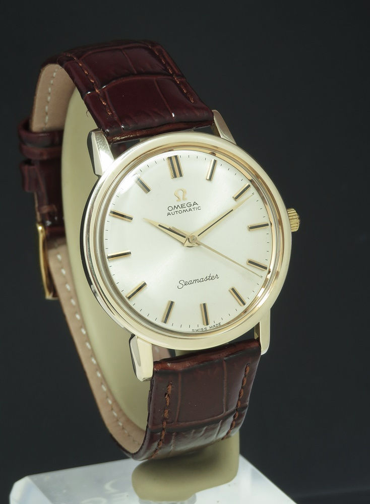 Thumbnail: Solid 9ct Gold Omega Seamaster Automatic c1965 With Box Papers