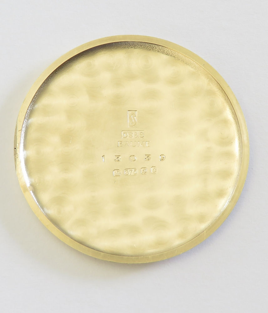 Thumbnail: Near Mint All Original Solid 9ct Gold Slimline Longines Calibre 6922 from 1977