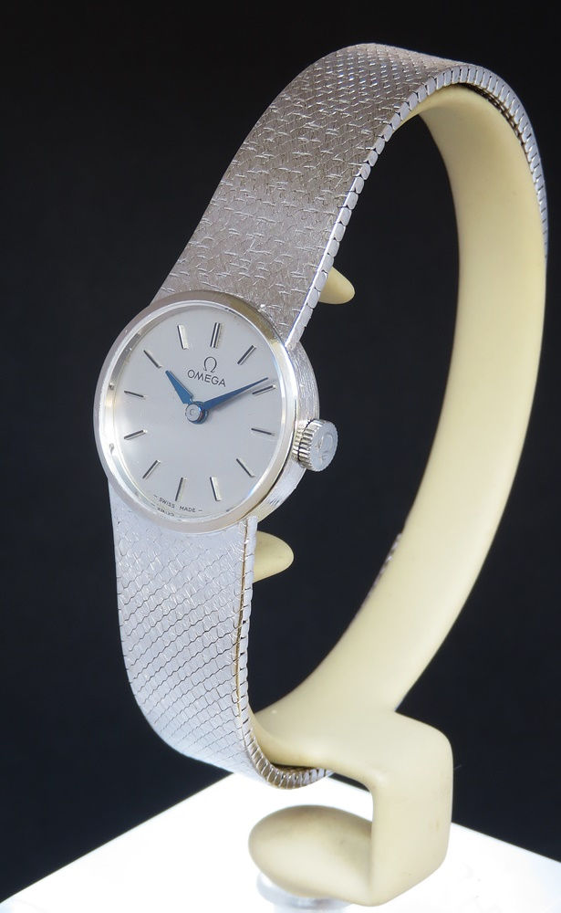 Thumbnail: Wonderful Solid 9ct White Gold ladies cocktail watch c1969