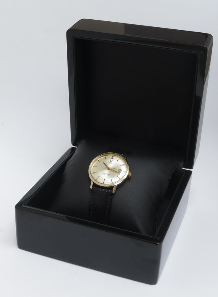 Thumbnail: Original Solid 9ct Gold Omega Seamaster De Ville c1968