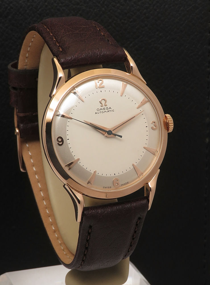 Thumbnail: Very Rare 18ct Rose Gold Omega Bumper with Spider Leg Case 1951
