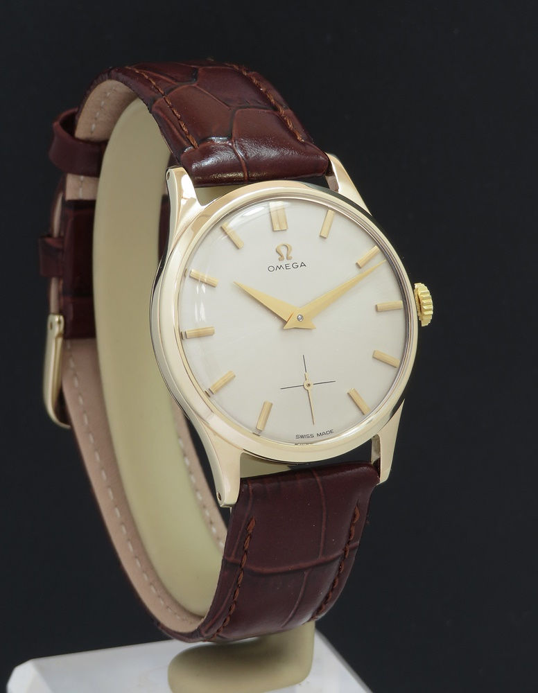 Thumbnail: Solid 9ct Gold Omega Calibre 266 c1955