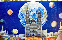 Mural en el escenario principal
