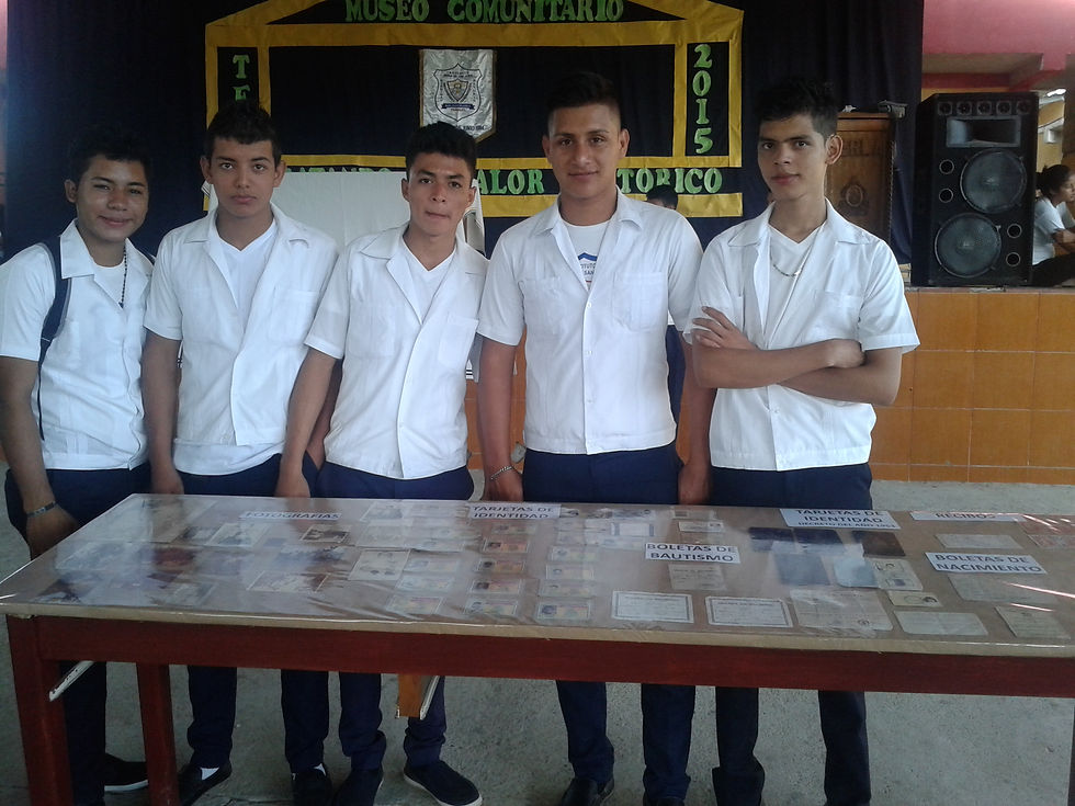 Alumnos de ultimo año en informatica