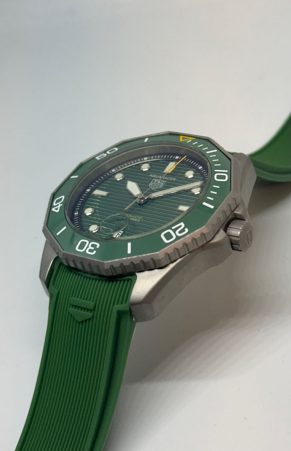 Miniatura: Tag Heuer Aquaracer Titanium Green Dial Rubber Strap