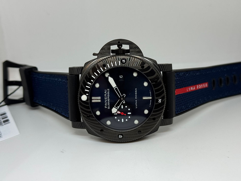 Panerai Submersible Luna Rossa Carbotech