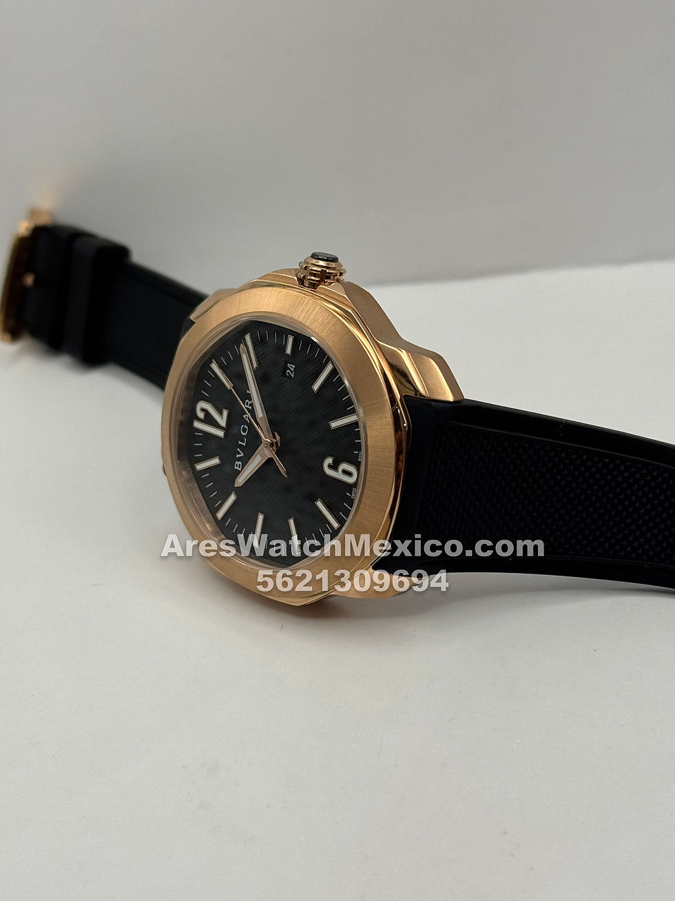 Miniatura: Bulgari Octo Roma Rose Gold rubber strap