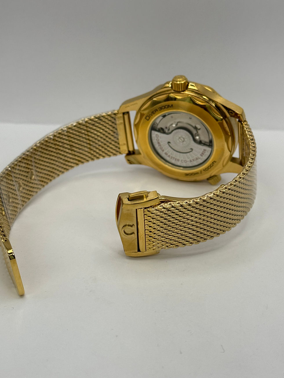 Miniatura: Omega Seamaster Diver 300M Gold Red Bezel