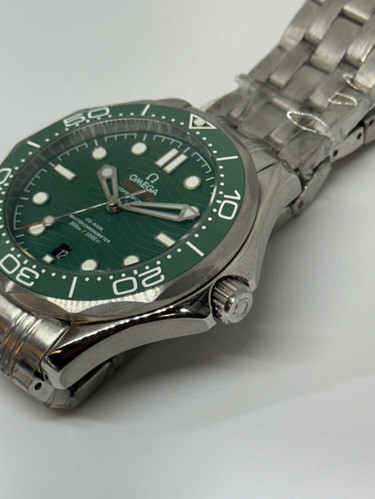 Omega Seamaster Co-Axial 300m Green Dial