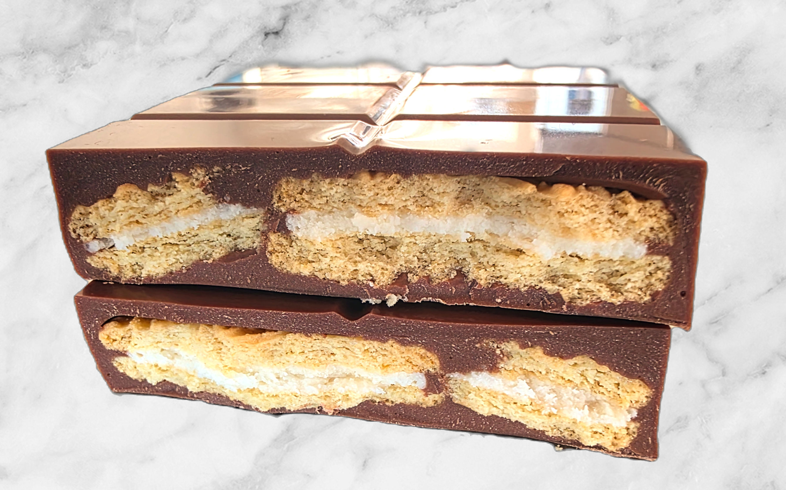 Golden Oreo Biscuit Chocolate Bar
