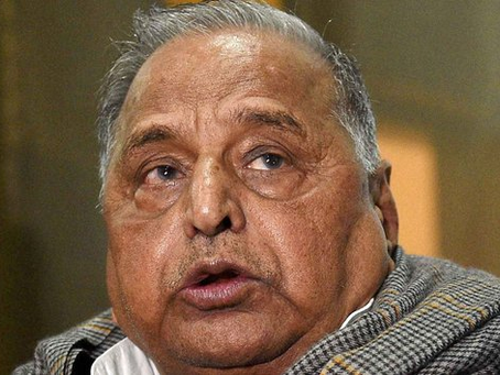 मुलायम सिंह यादव की हालत नाजुक बनी हुई है।