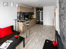 पीएम मोदी ने दिल्ली में सांसदों के लिए 184 नए फ्लैट्स का उद्घाटन किया