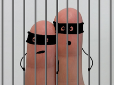 दिल्ली HC ने जेलों में भीड़भाड़ के कारण विचाराधीन कैदियों की रिहाई की जनहित याचिका खारिज कर दी