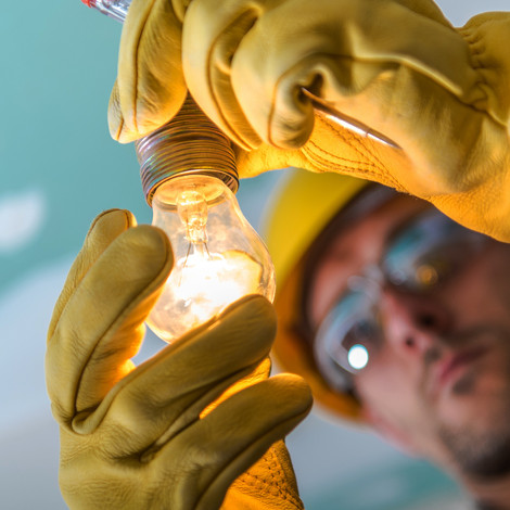 Electric-Light-Point-Installing-10564227