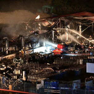 【新聞】新加坡史上最大火 石油氣廠爆炸起火1死2傷