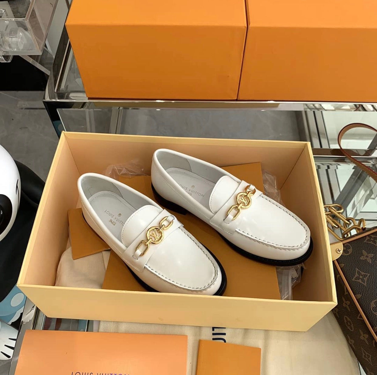 LV Classic Top Women’s Moccasin Loafers FW21-22