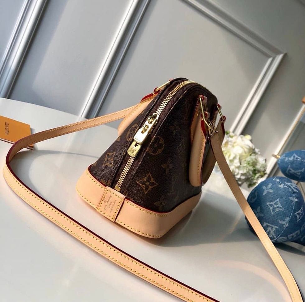 Thumbnail: LV Monogram Shoulder Bag